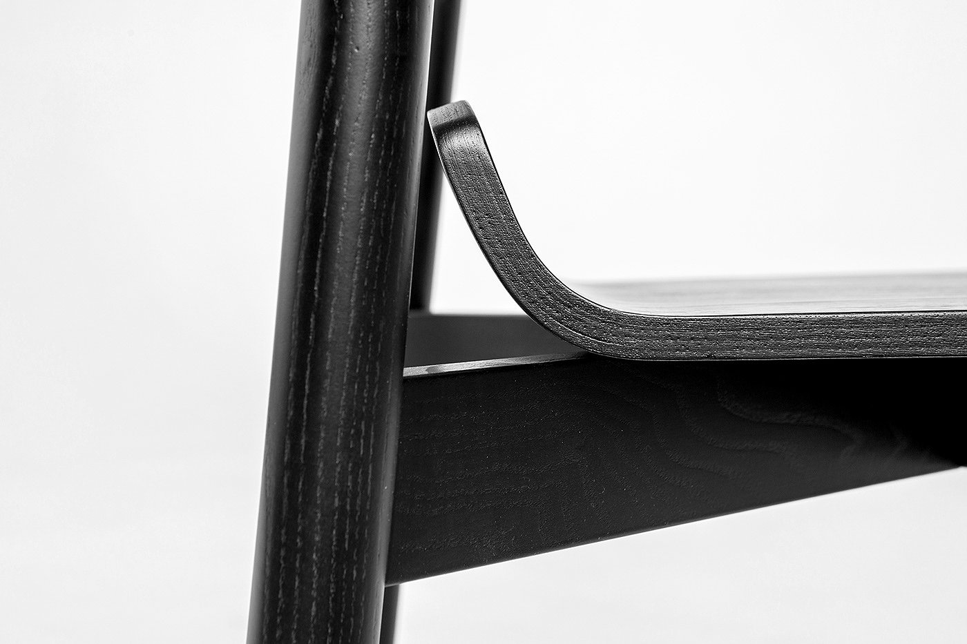 2020 red dot design concept award，Wox，chair，Stack，Pure white wax wood，Ergonomics，