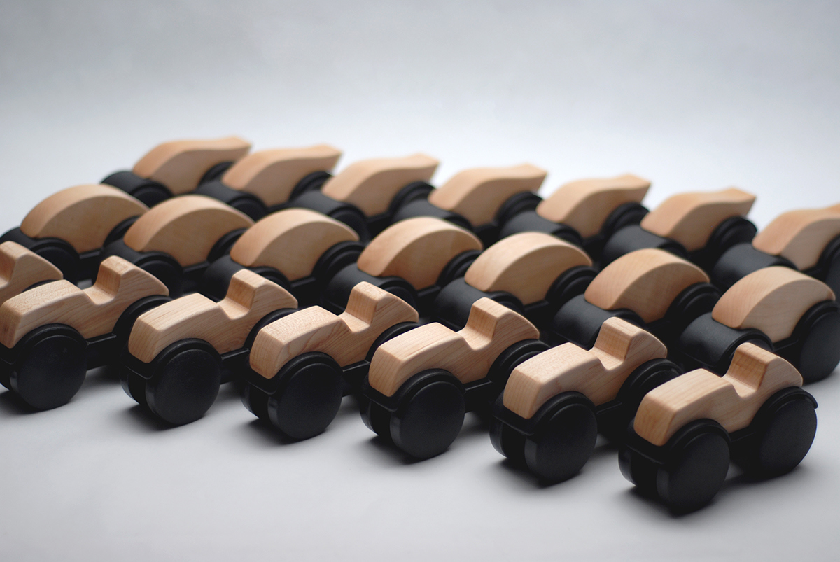 Turn waste into treasure，Toy car，Toy design，Automobile design，Plastic，Timber，