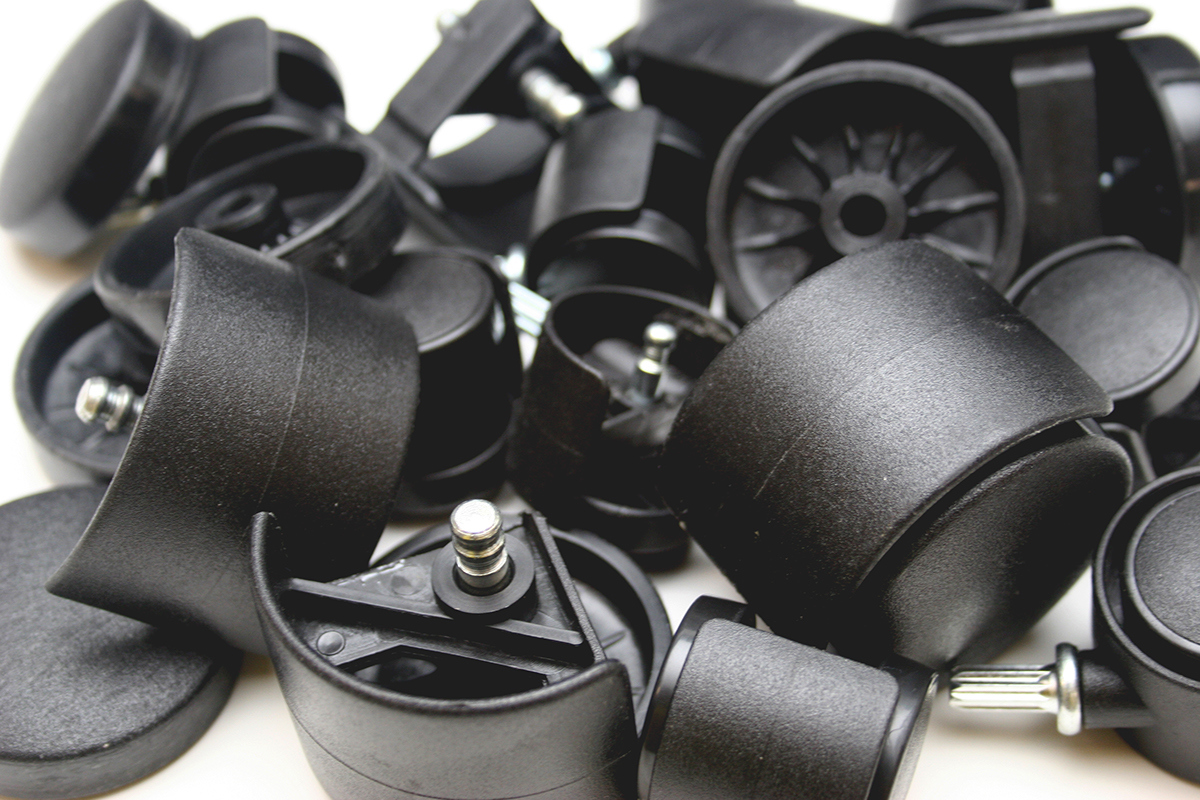 Turn waste into treasure，Toy car，Toy design，Automobile design，Plastic，Timber，