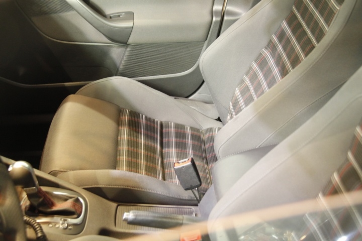 two thousand and eleven，Modified vehicle，