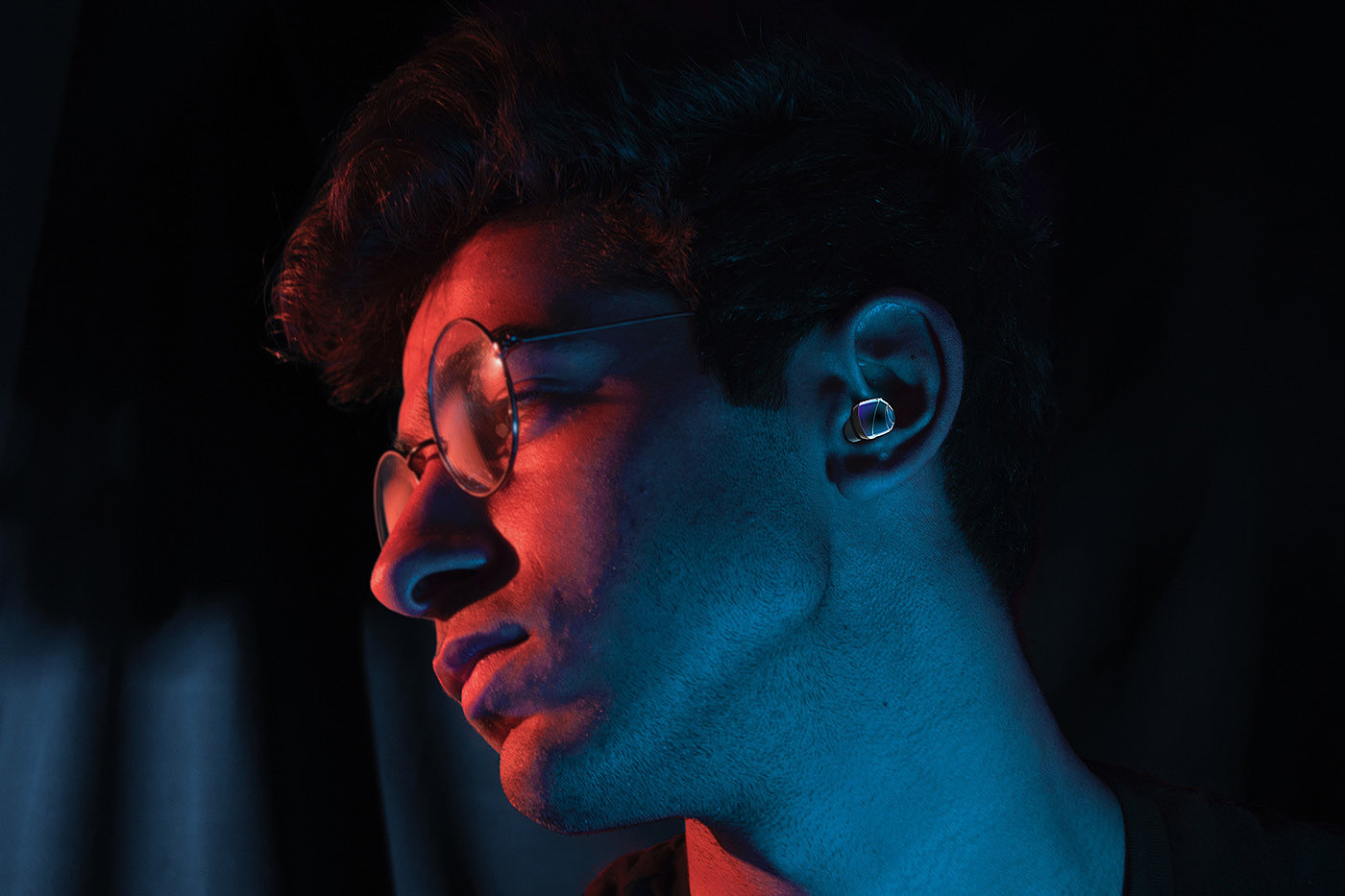 headset，Bluetooth，Wireless Bluetooth，Balenciaga，