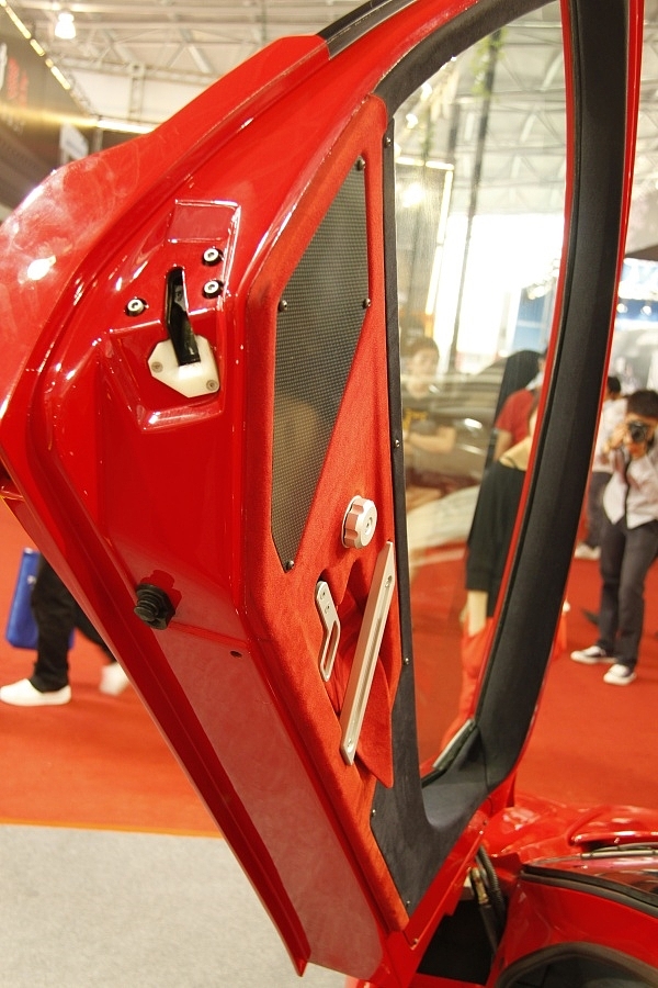 two thousand and eleven，Modified vehicle，