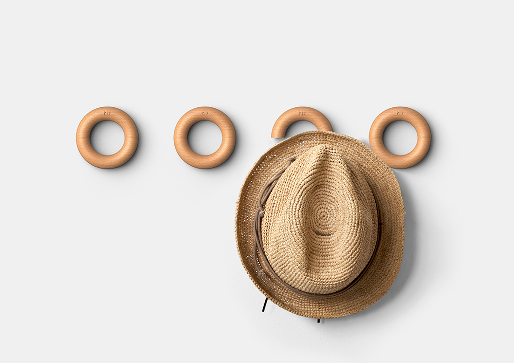 2020 red dot design concept award，DONUT Hook，a hook，Beech，Clothes hook，