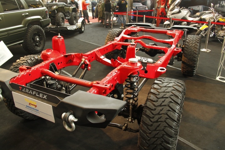 two thousand and eleven，Modified vehicle，