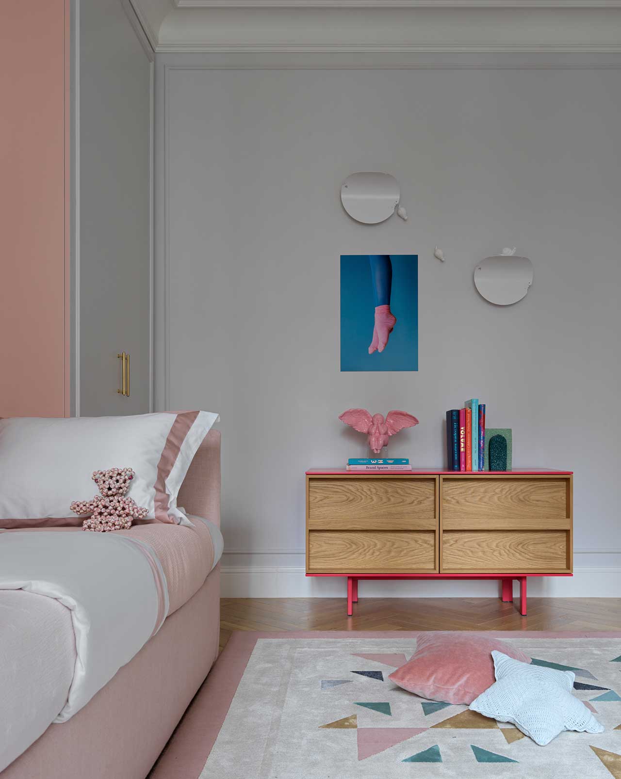 Moscow，apartment，furniture，