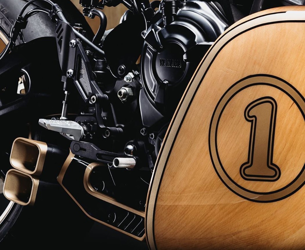 salute，Model car，woodiness，