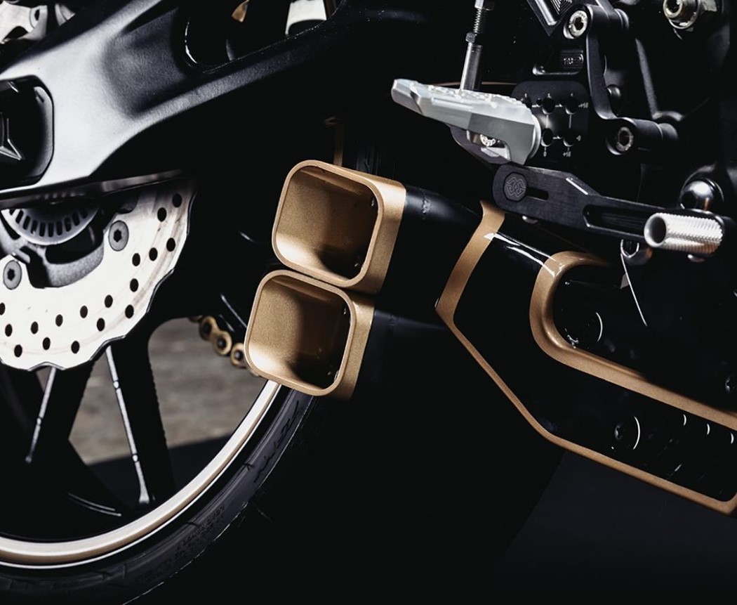 salute，Model car，woodiness，