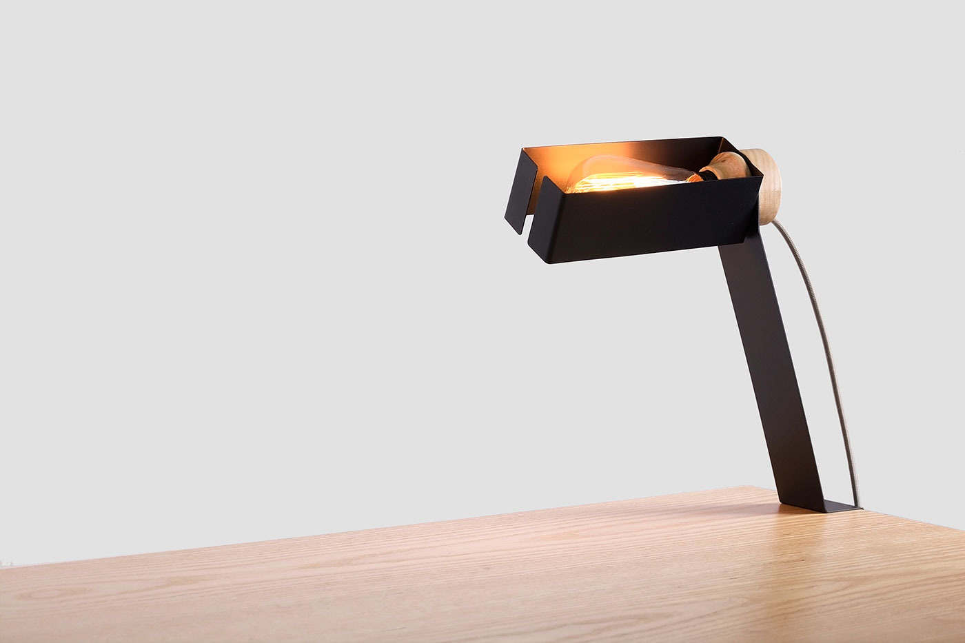 wooden tables ，multi-function，inspiration，