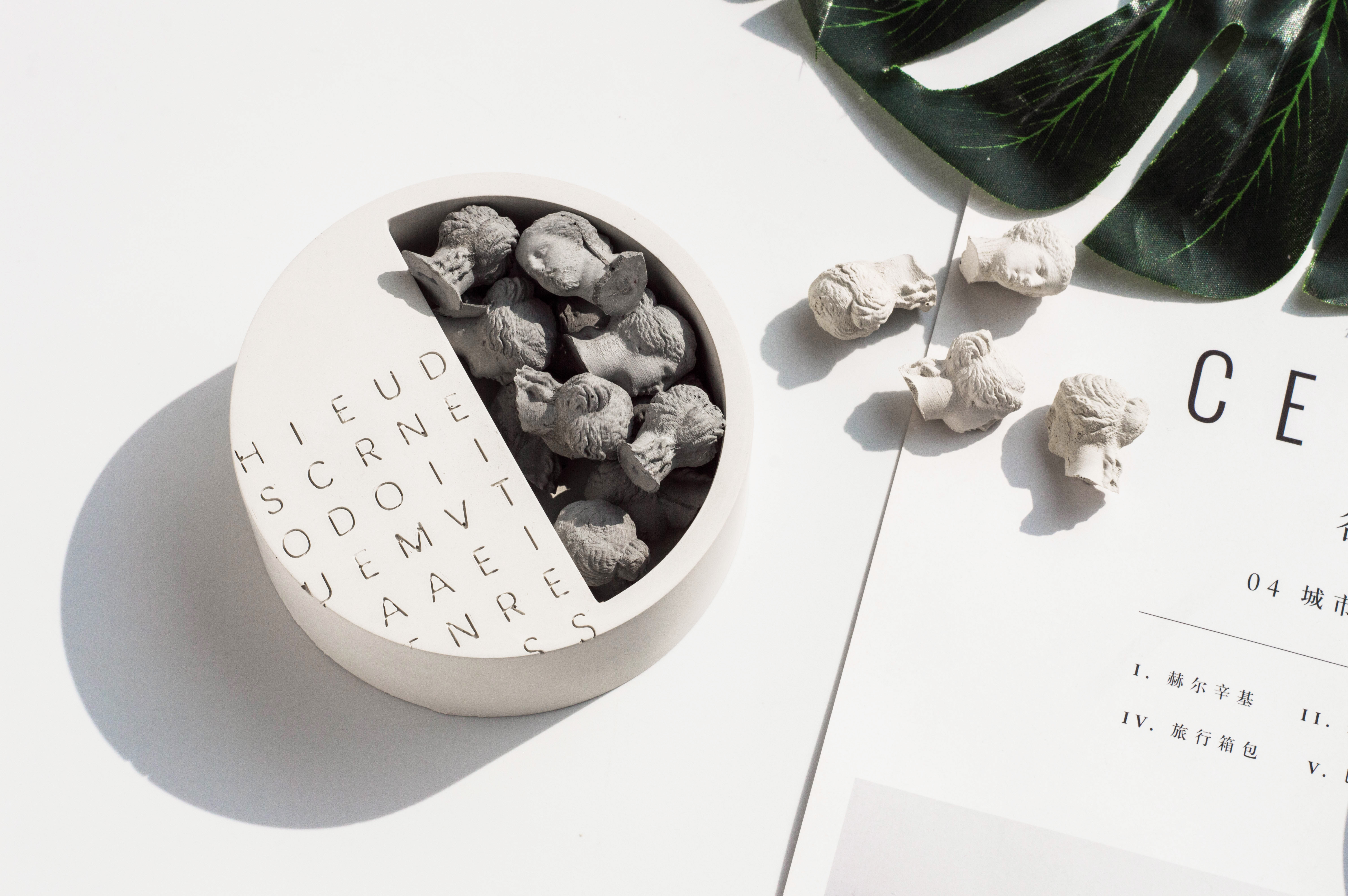 Original handwork，Positive and negative geometry，Fair faced concrete，