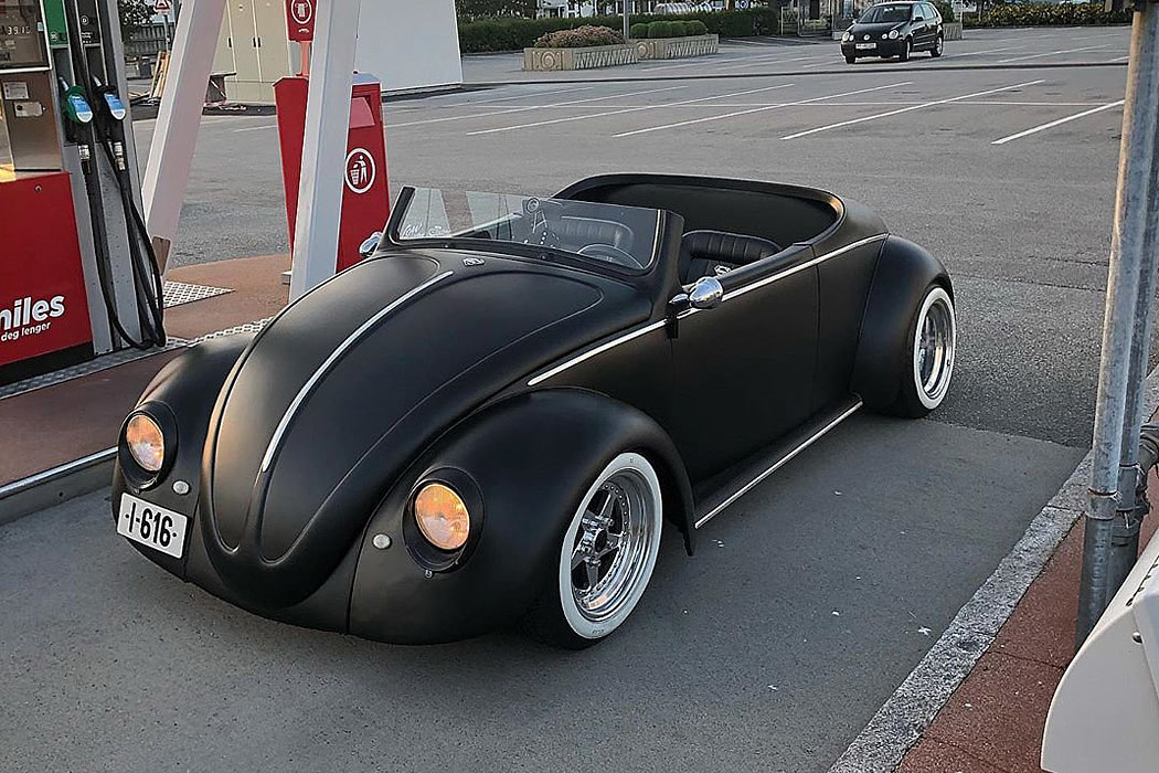 Roadster，Matte black，Volkswagen Beetle，
