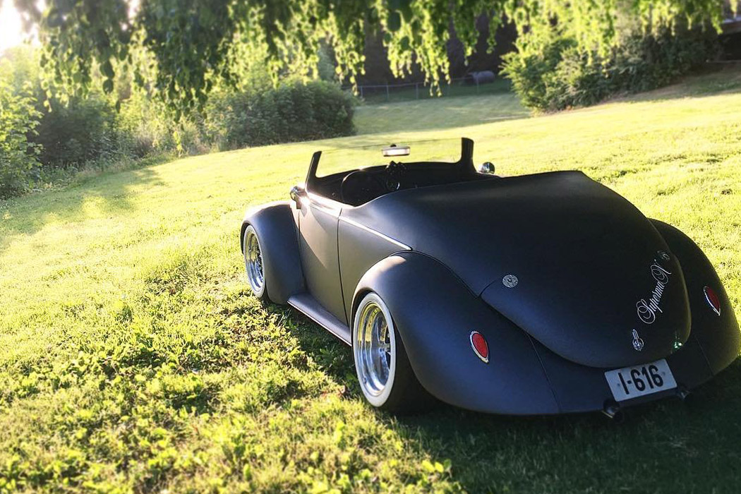 Roadster，Matte black，Volkswagen Beetle，