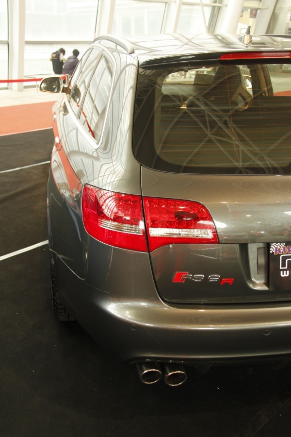 two thousand and eleven，Modified vehicle，