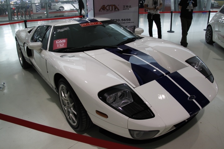 two thousand and eleven，Modified vehicle，