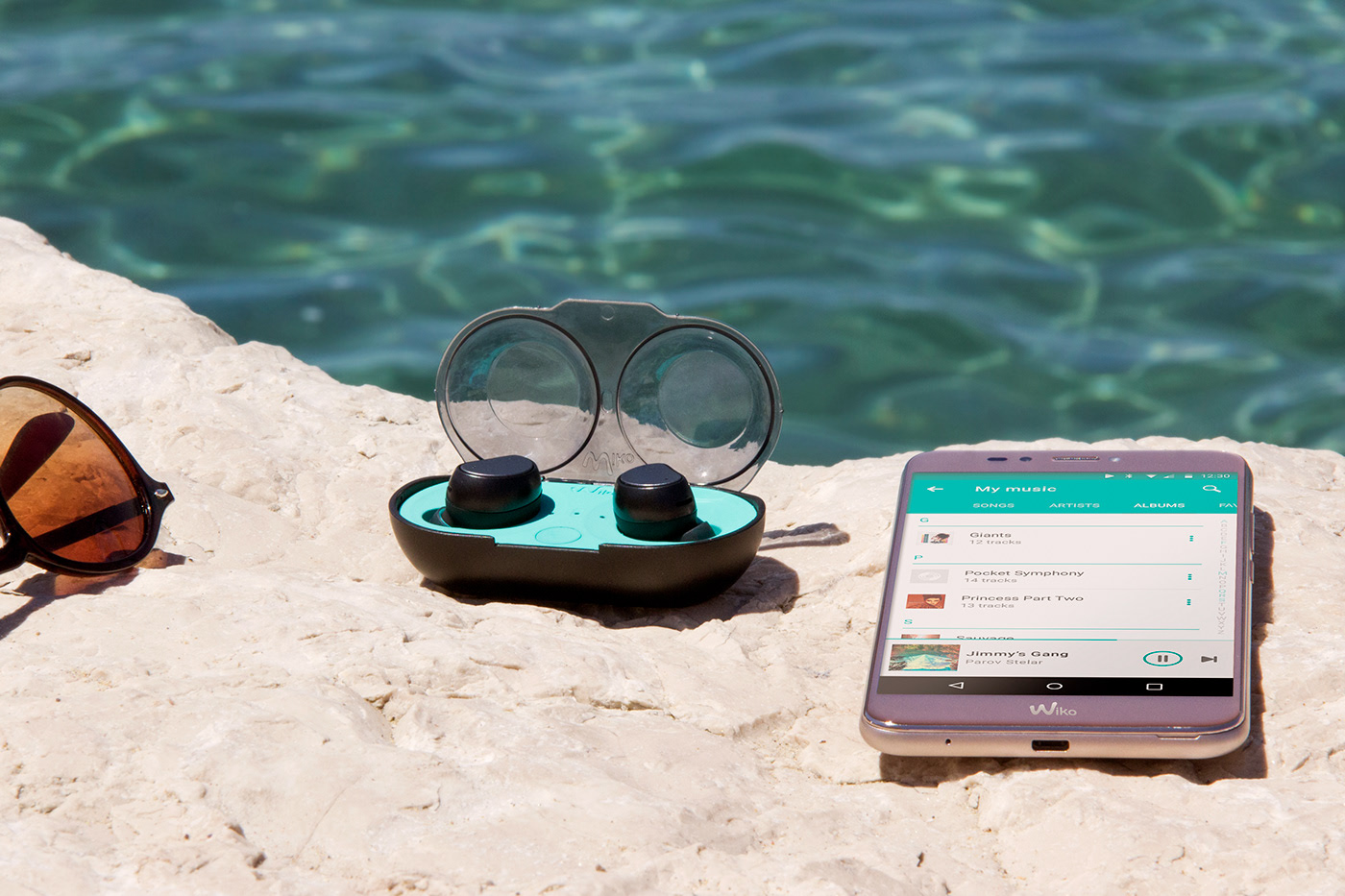 portable，Audio equipment，Wiko，Wireless headset，