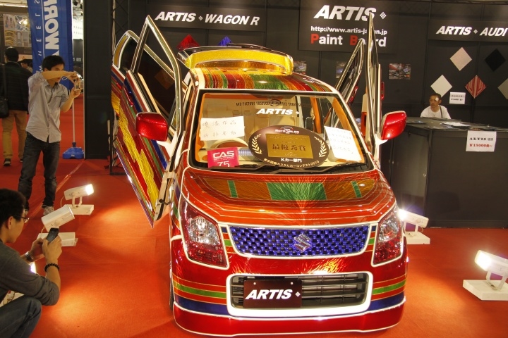 two thousand and eleven，Modified vehicle，