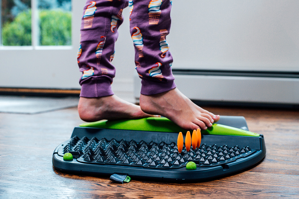 outdoor sport，door mat，stoic，