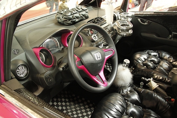 two thousand and eleven，Modified vehicle，
