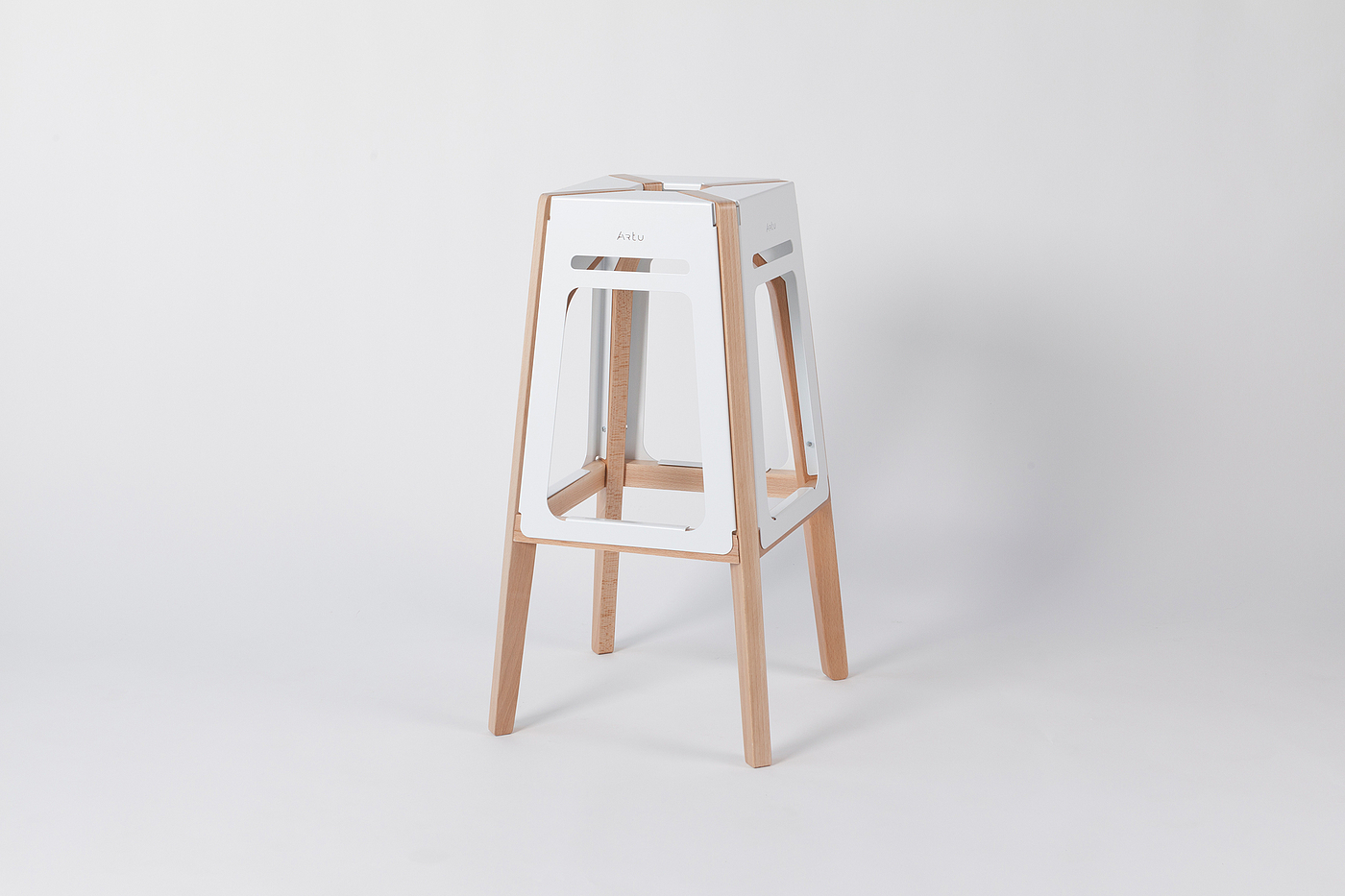 Bar chair，Metal，wood，combination，