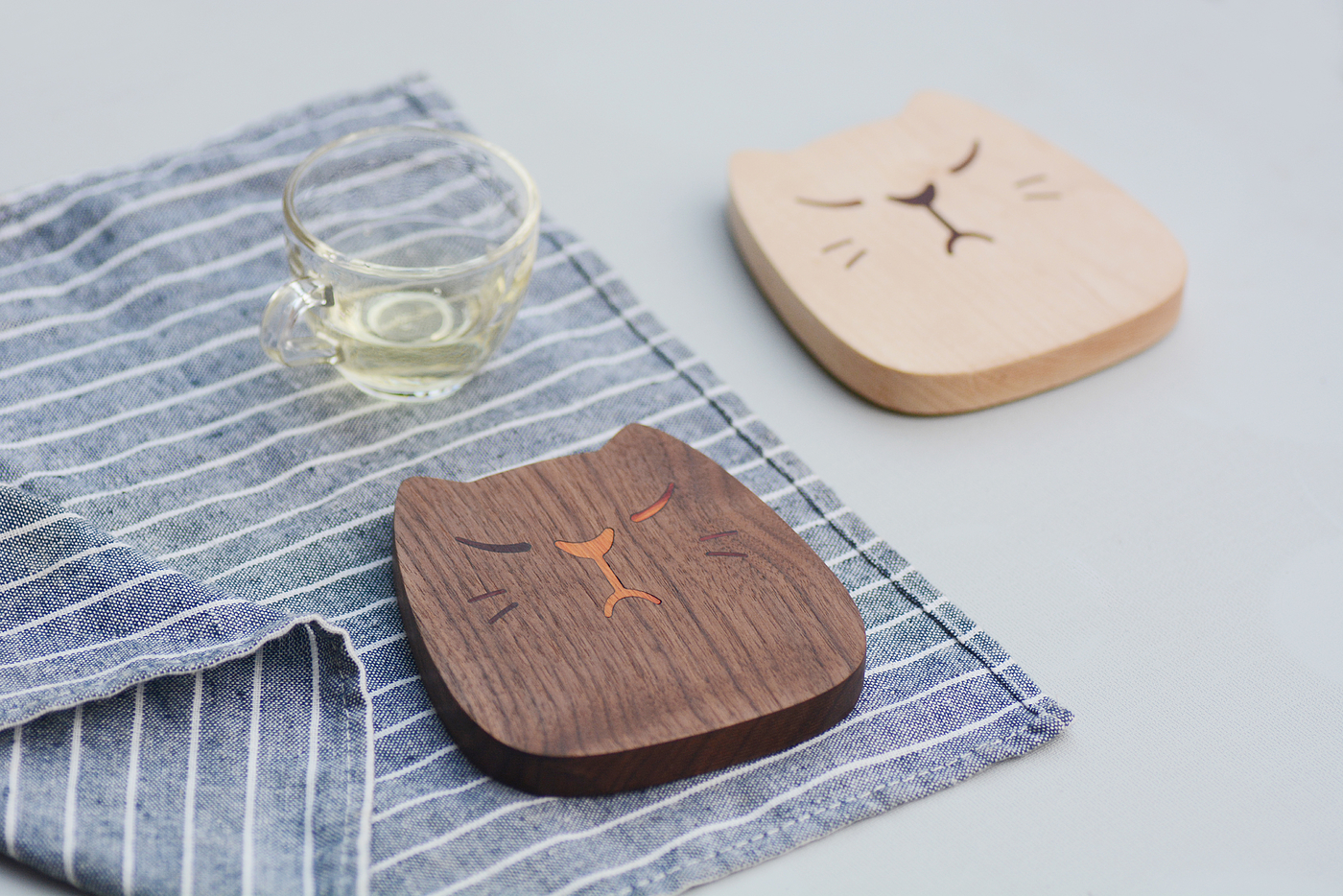 Quality life - Aojiao meow solid wood coaster，