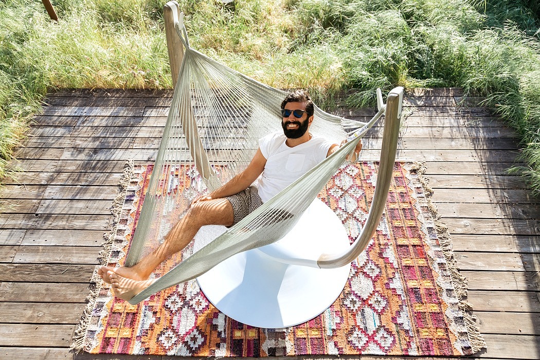 Folks，deck chair，Sitting posture，Hammock chair，leisure time，
