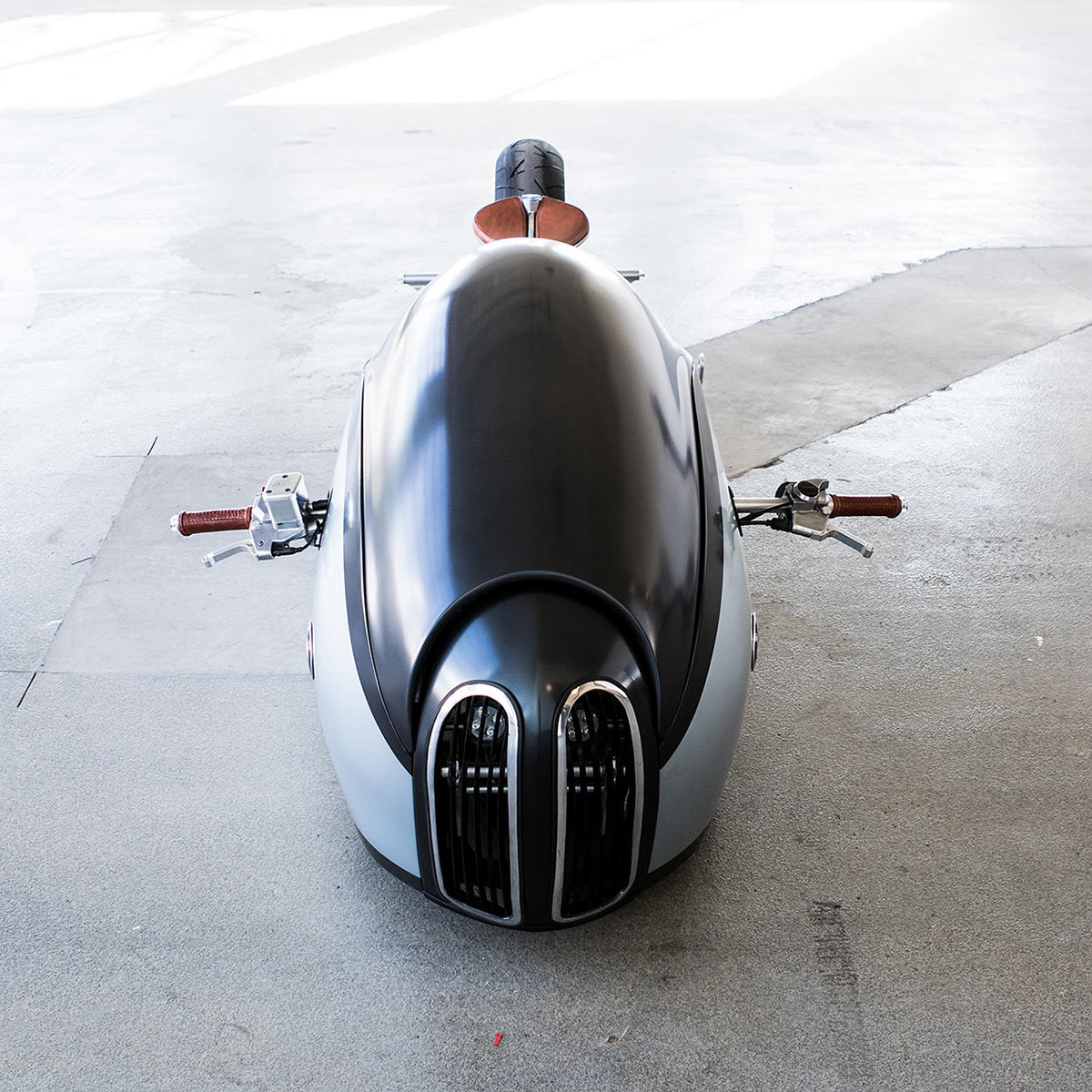 alpha，Special shape，customized，BMW motorcycle，