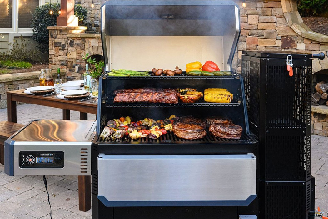 barbecue grill，charcoal，cooking，outdoors，