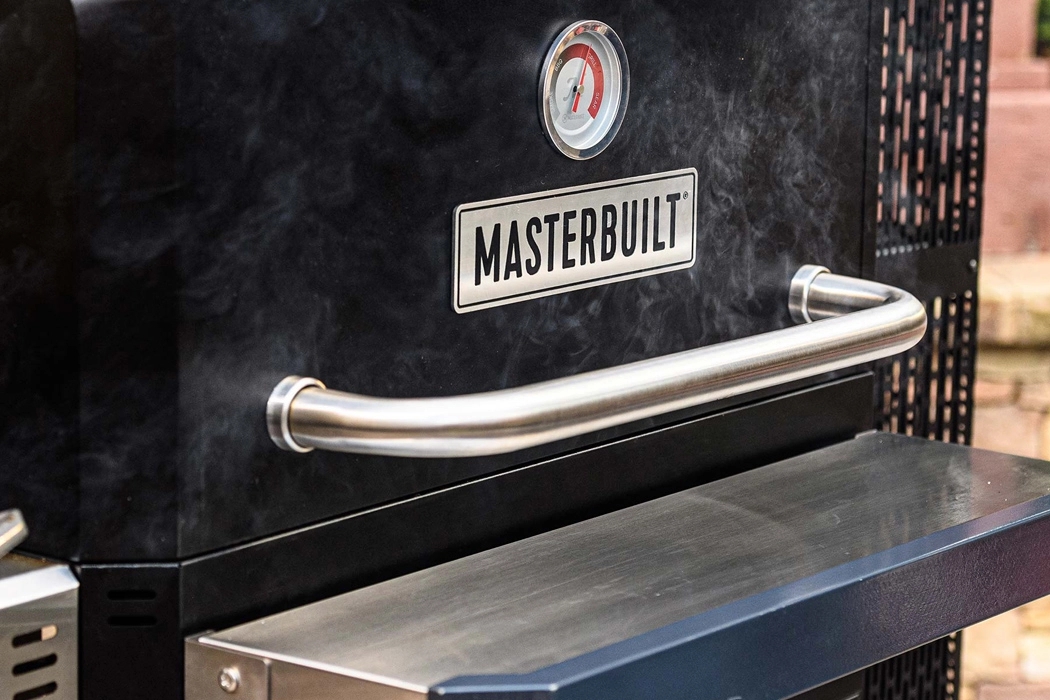 barbecue grill，charcoal，cooking，outdoors，