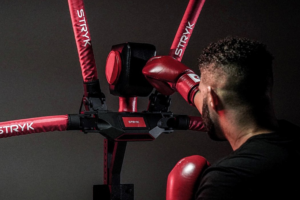 Boxing ring，Simulated real person，Anaerobic exercise，Aerobic exercise，