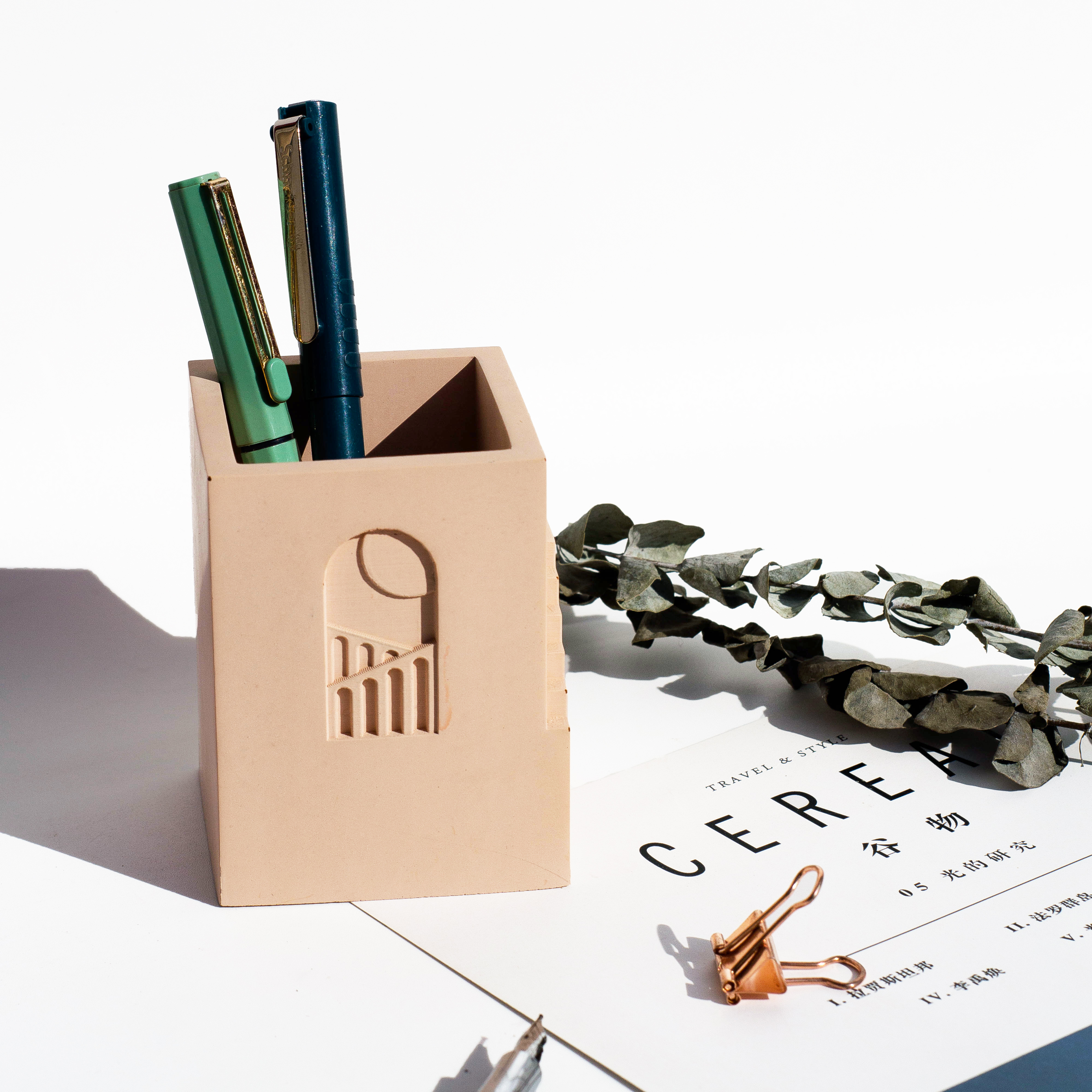 pen container，cement，Original handwork，