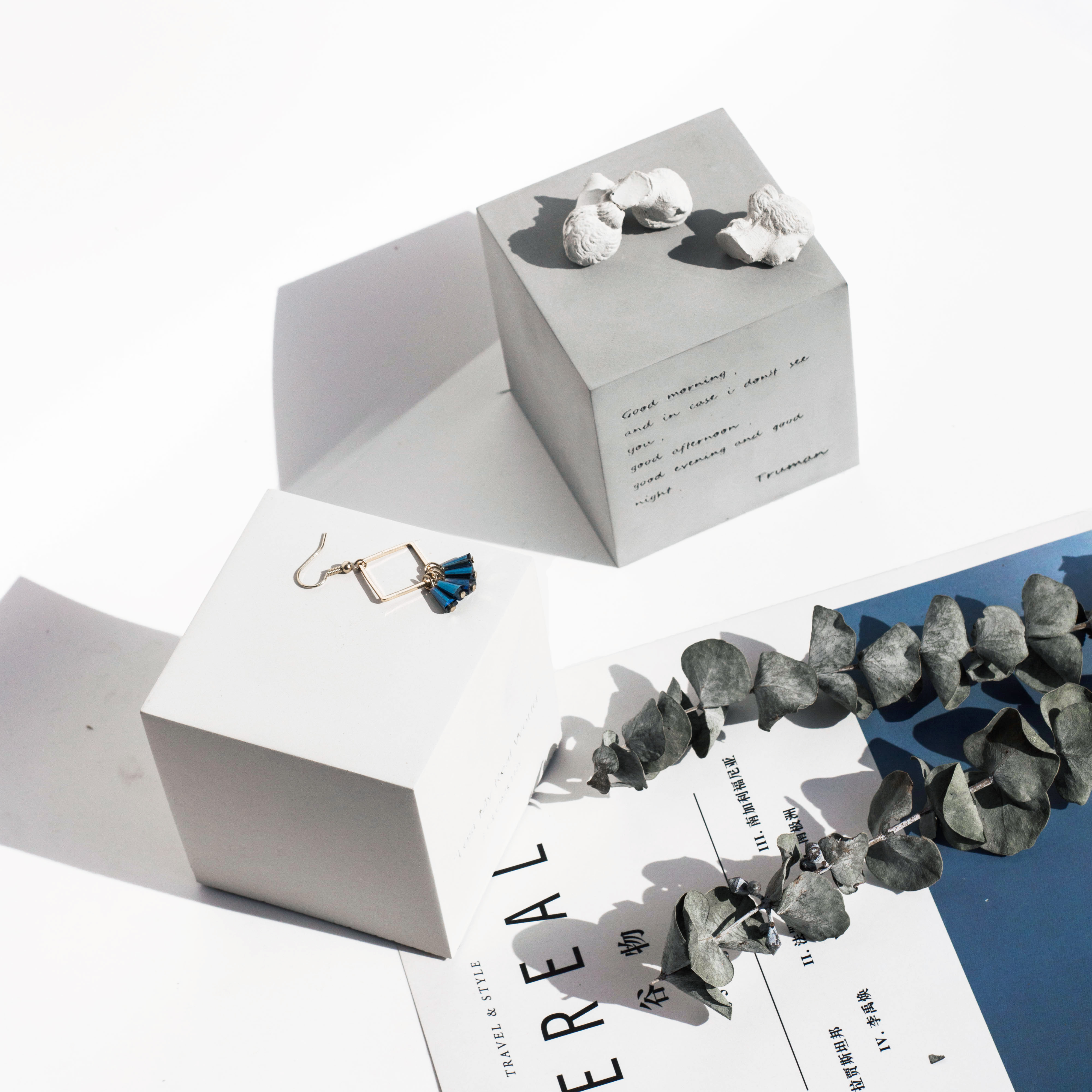 Sculpture base，cement，Handmade，