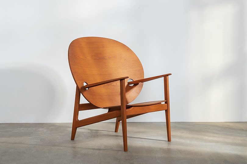 Fighting，furniture design ，chair，