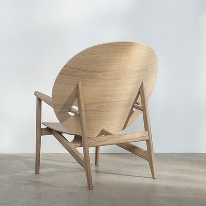 Fighting，furniture design ，chair，
