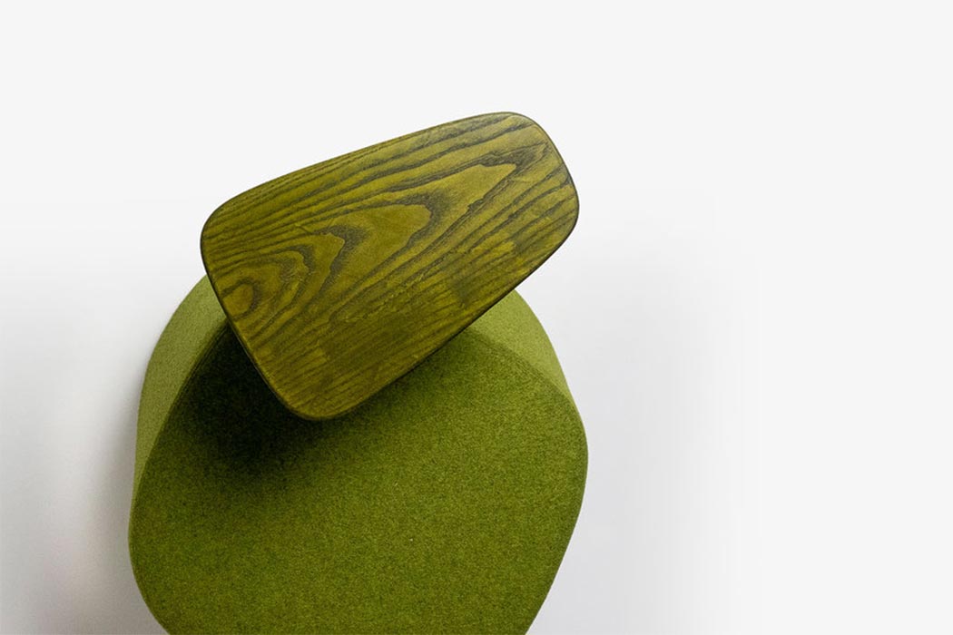 Krishna Rammoha，Stork，Small chair，