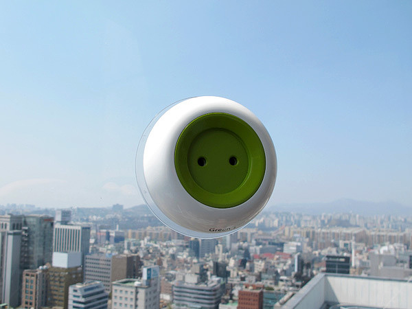 solar energy，charge，Socket，originality，window，