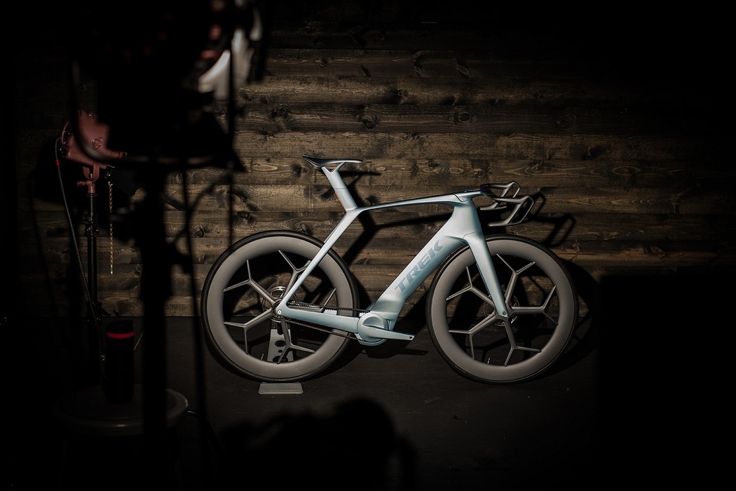 zora，Bicycle，conceptual design，Handlebars，Head，leave，