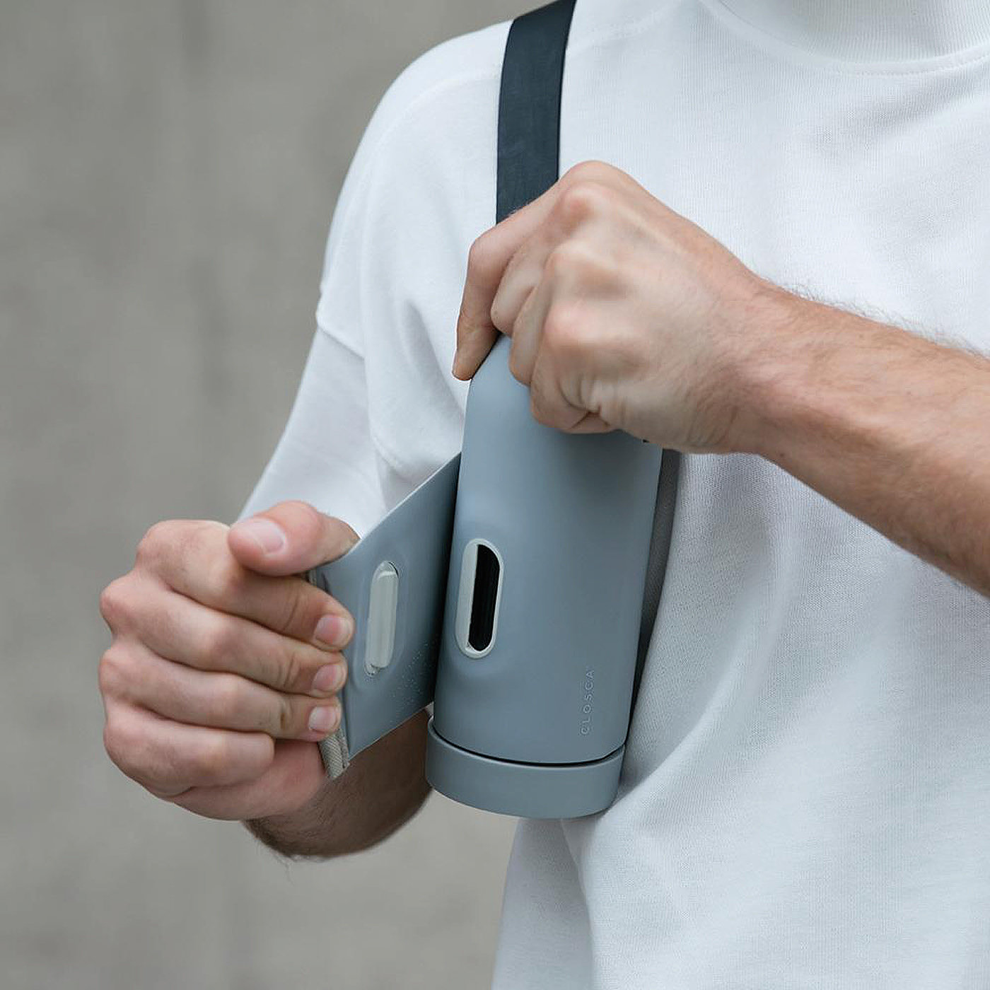 Water bottle，convenient，Wearable ，Recyclable，