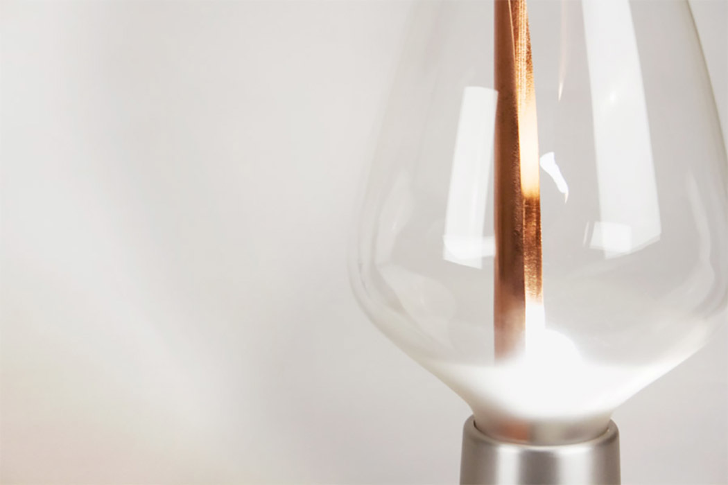 Desk lamp，clever，Unique shape，lyra，Sheet metal，Scattering degree，Physical regulation，