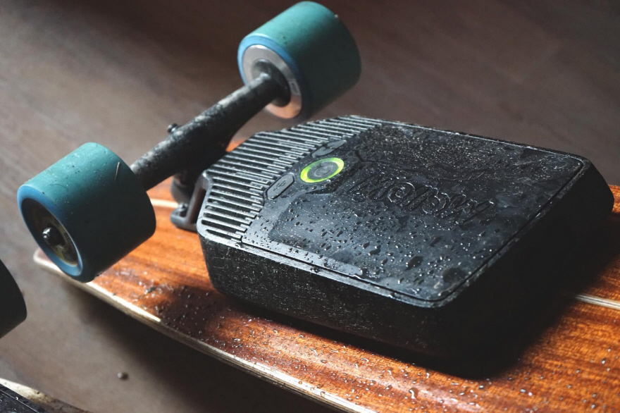 powerful，power，Electric skateboard，high speed，Mobile charge，Outdoor tools，