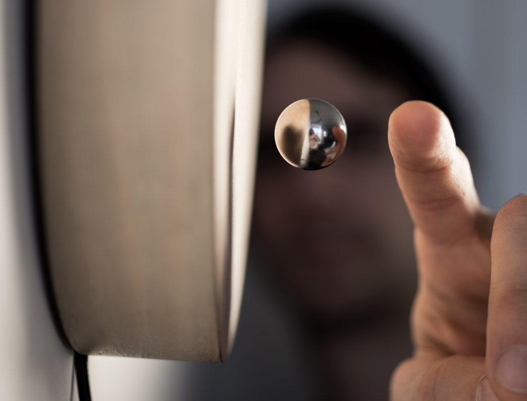 float，suspension，Clock，time，furniture design ，