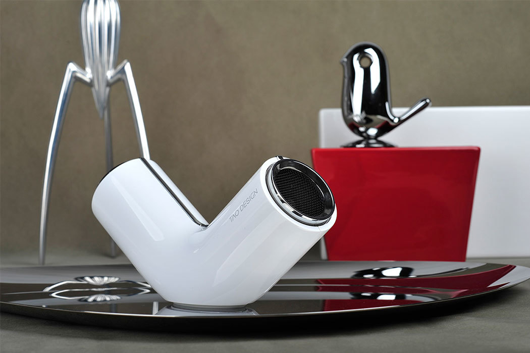 Bluetooth Speaker ，Convenient adjustment，Modeling features，pretty，fashion，loudspeaker box，