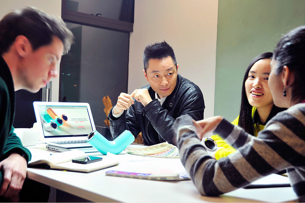 Bluetooth Speaker ，Convenient adjustment，Modeling features，pretty，fashion，loudspeaker box，