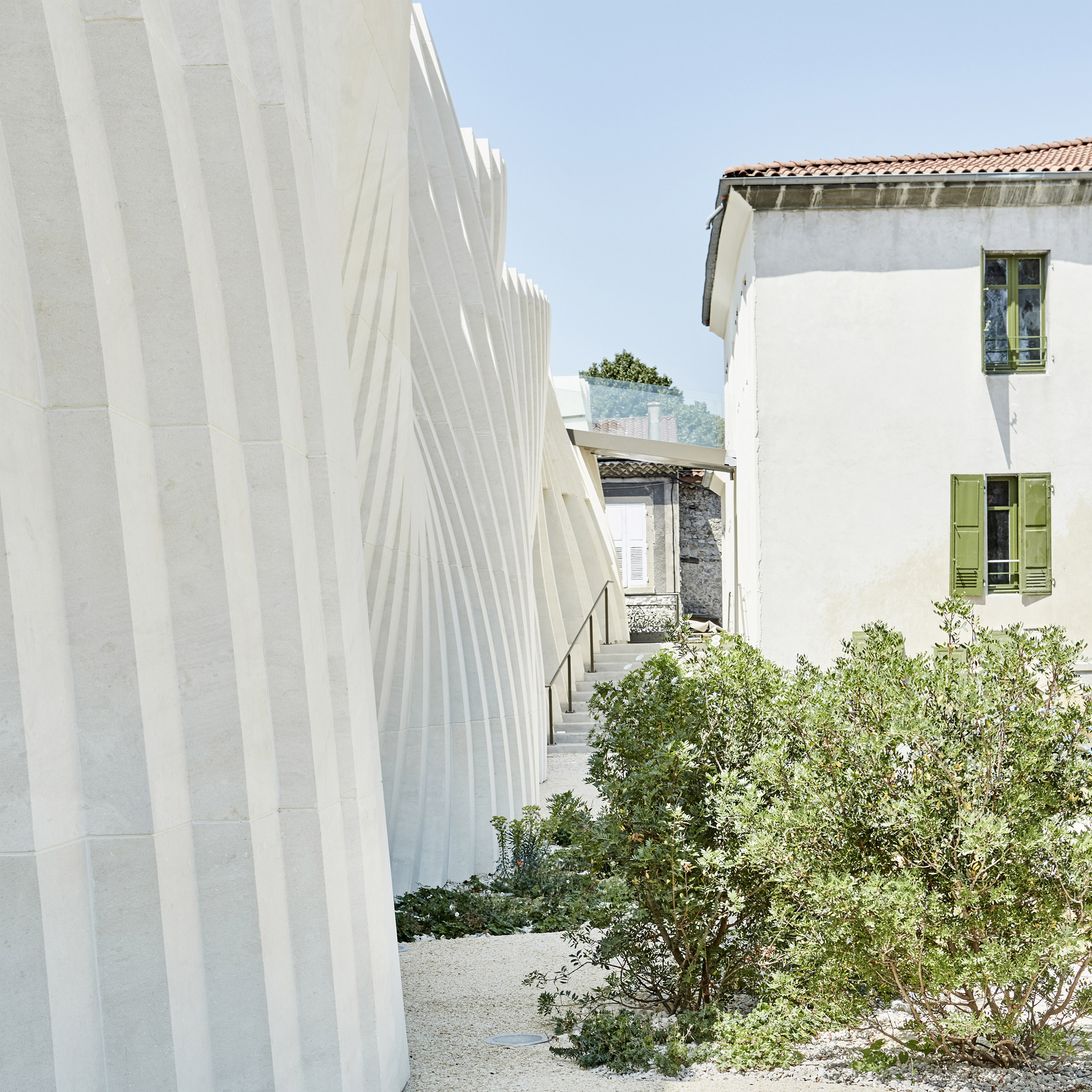 Giorgi Khmaladze，Architectural design，Commercial buildings，