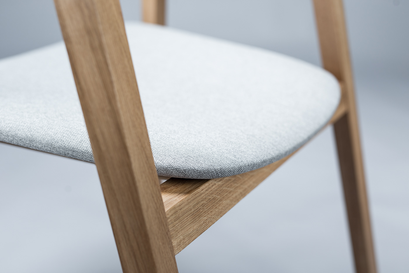 oak，solid wood，chair，