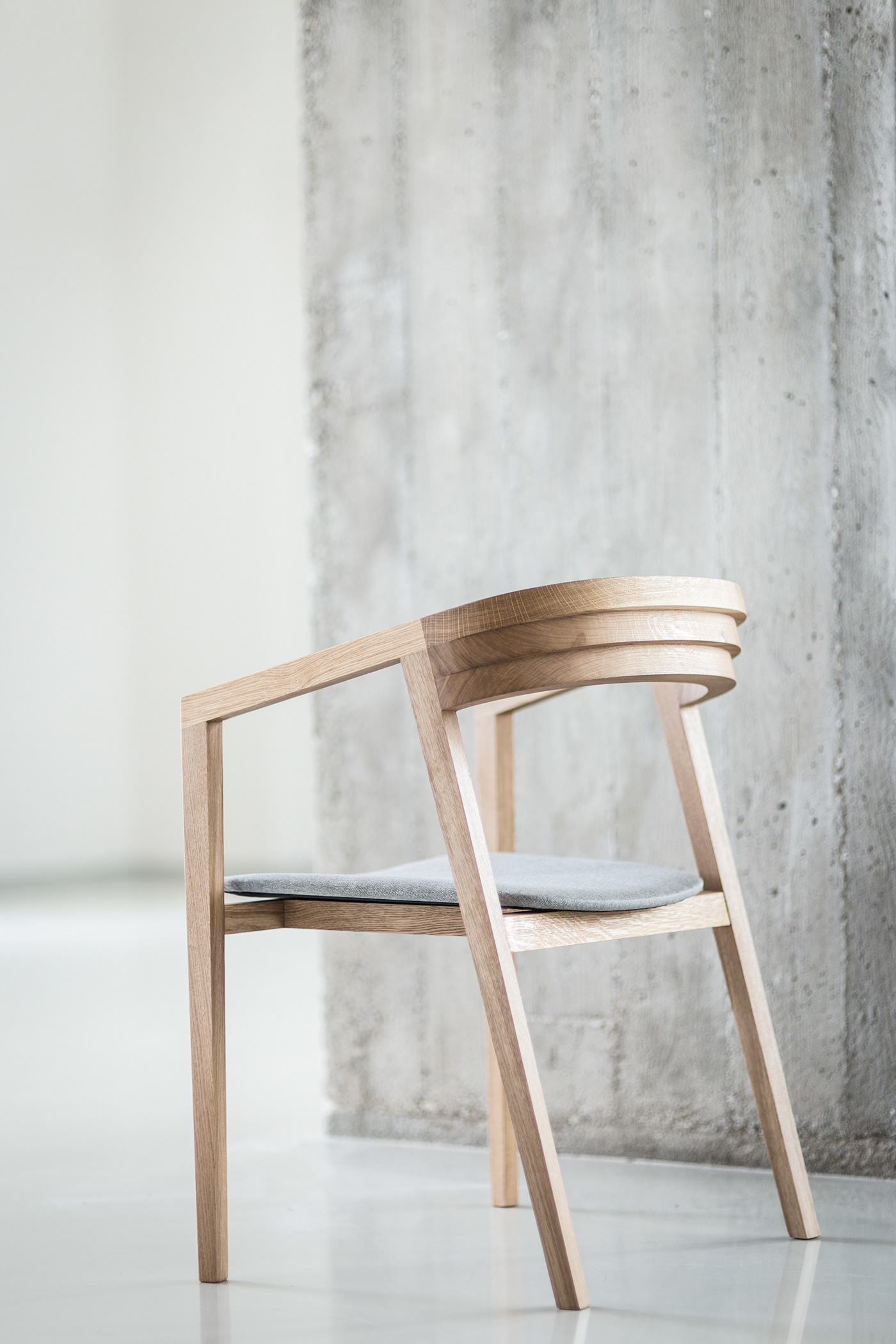 oak，solid wood，chair，