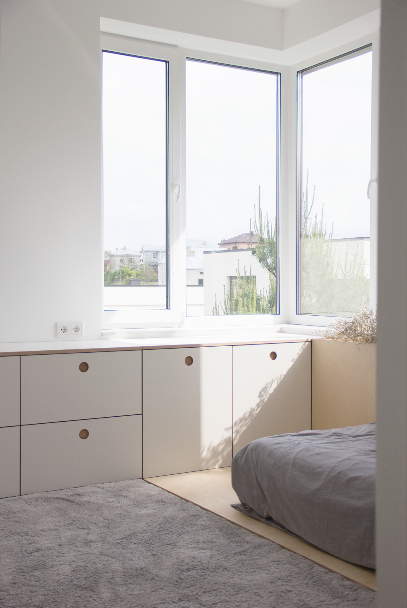 Interior design，Simplicity，cozy，White and grey interior，