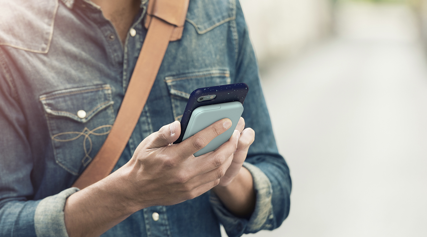 Mobile phone shell，portable battery，Mobile phone supplies，industrial design，Hand drawn，