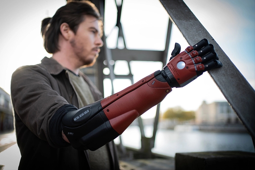 Bionic arm，Arm，Metal Gear Acid，