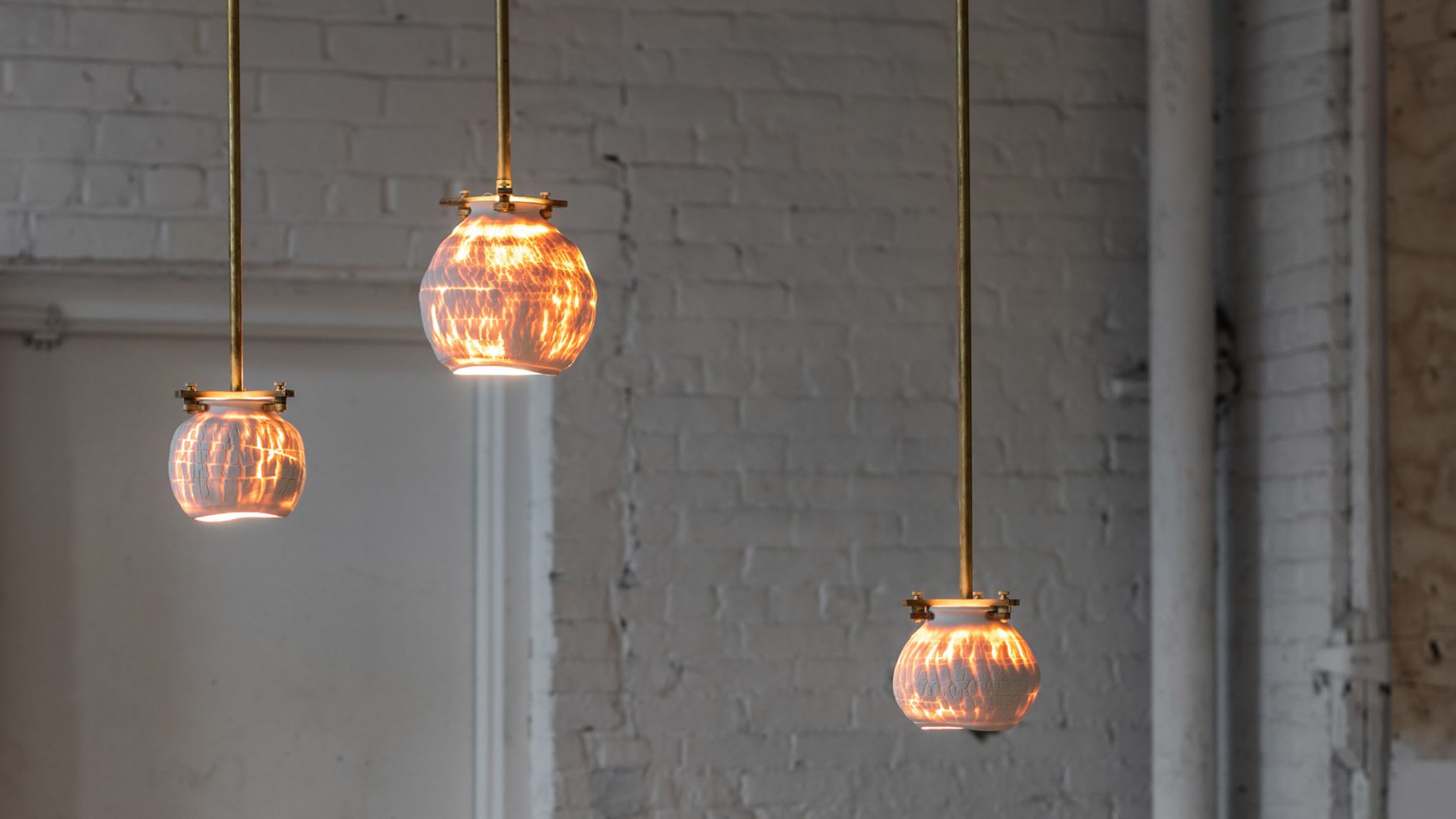 ceramics，lamps and lanterns，lighting，dry up，Desert，