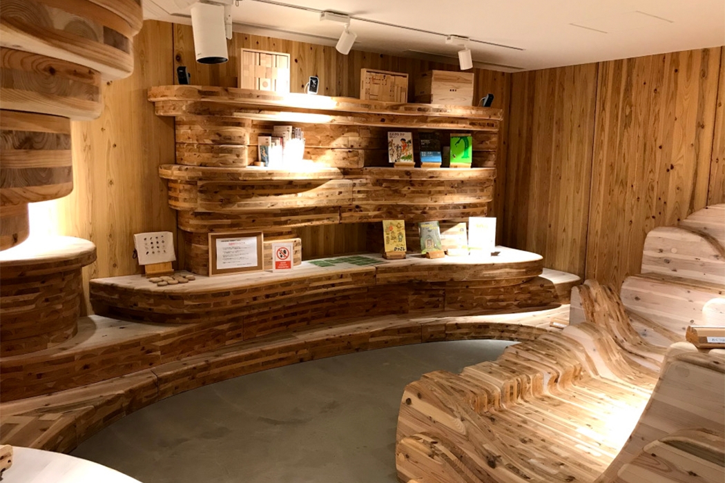 Wooden pavilion，Exhibition hall，transparent，