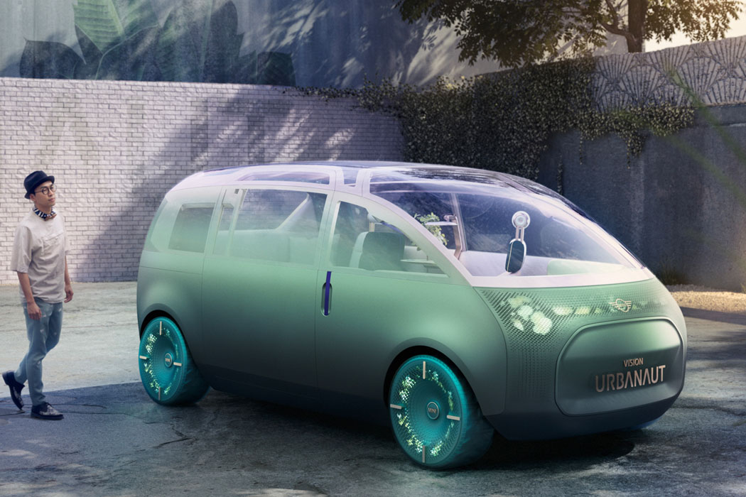 automobile，bmw，a living room，